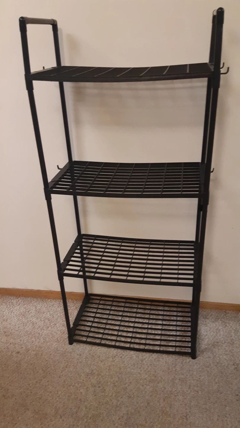 Shelf organizer