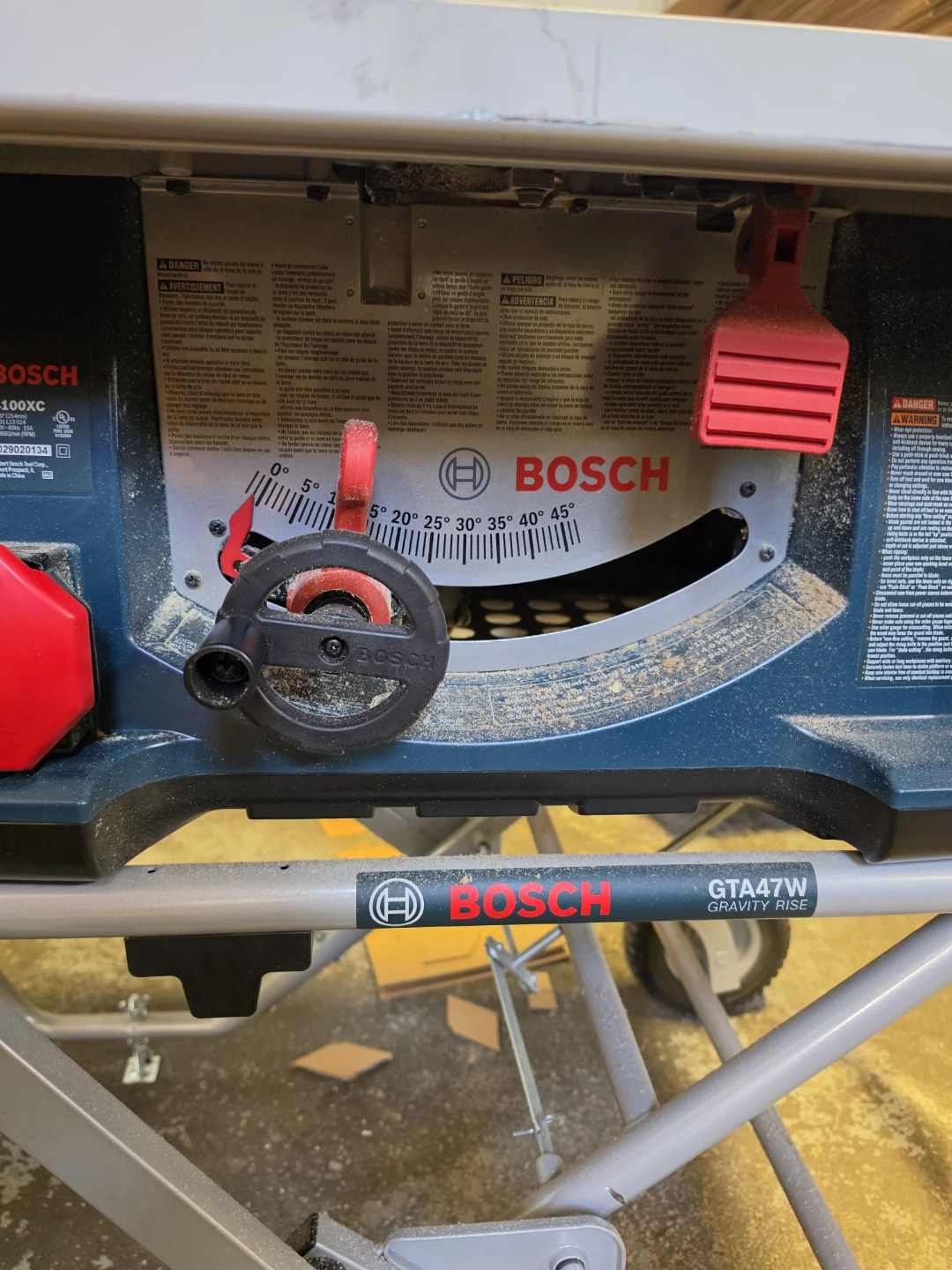 Bosch 4100XC Table Saw with Gravity Rise Stand - photo 3