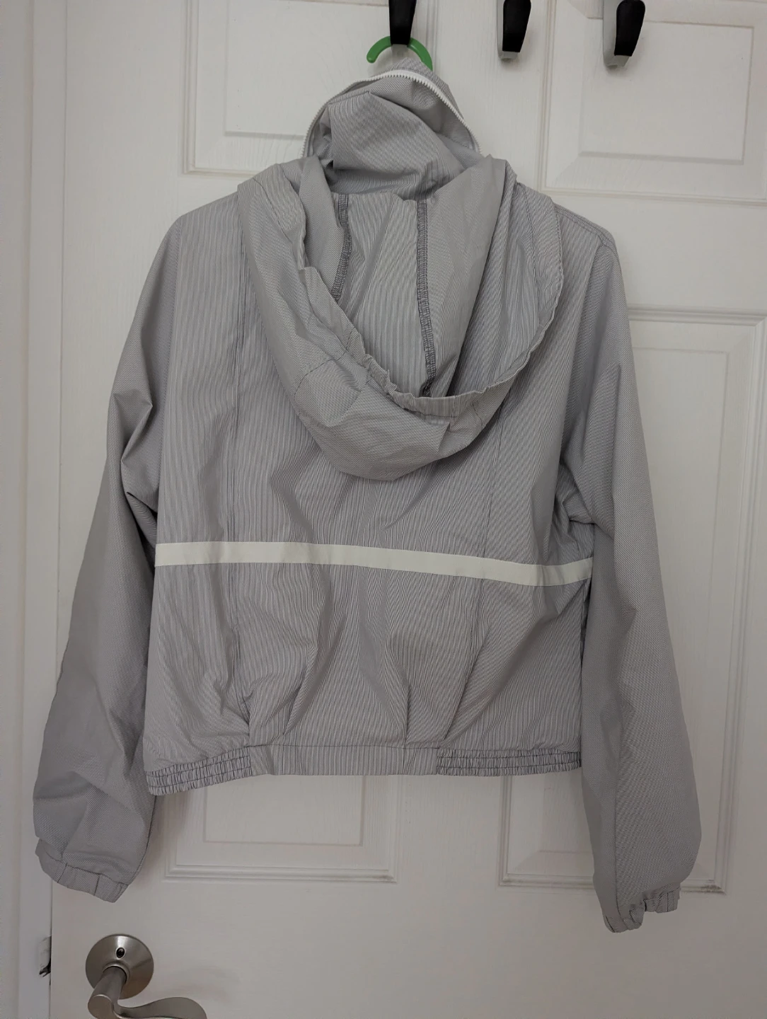 Lululemon Light Grey Striped Cropped Jacket - photo 2