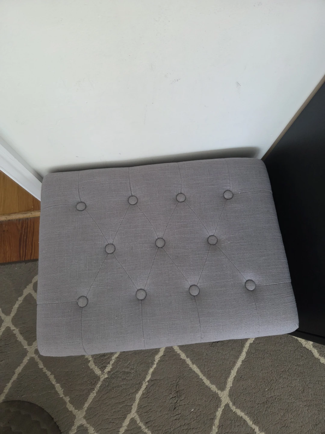 Gray Tufted Storage Ottoman - photo 2