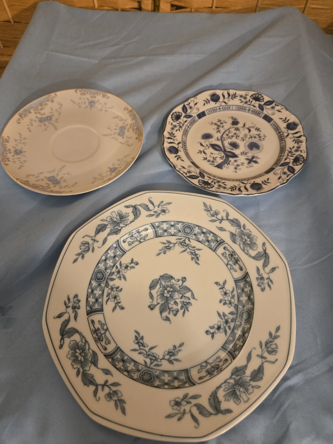 Magenta Home Designer Ceramic Bowls Pair