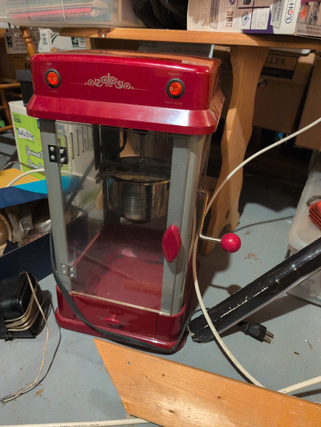 Retro Popcorn Machine