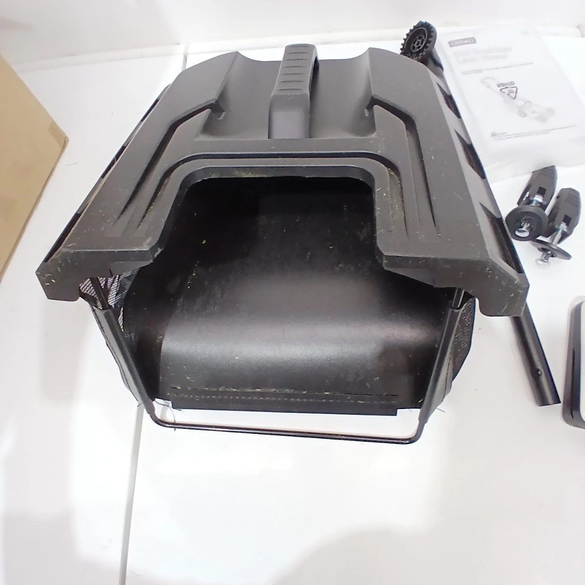 Litheli Cordless Lawn Mower- Like new - photo 3