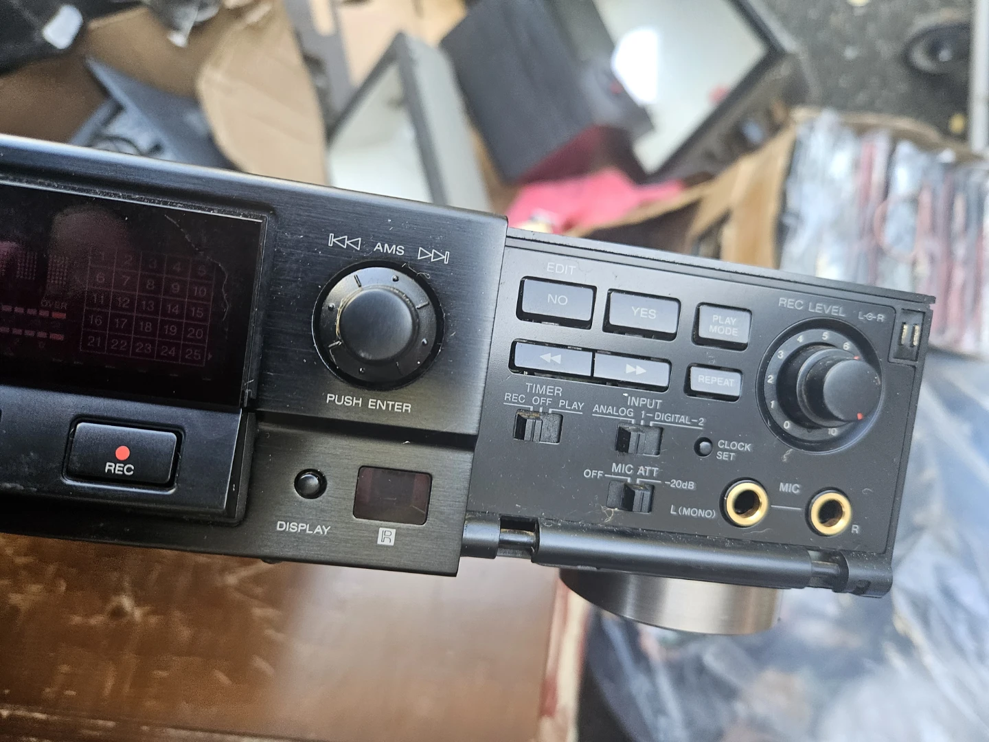 Sony MiniDisc Player - photo 4