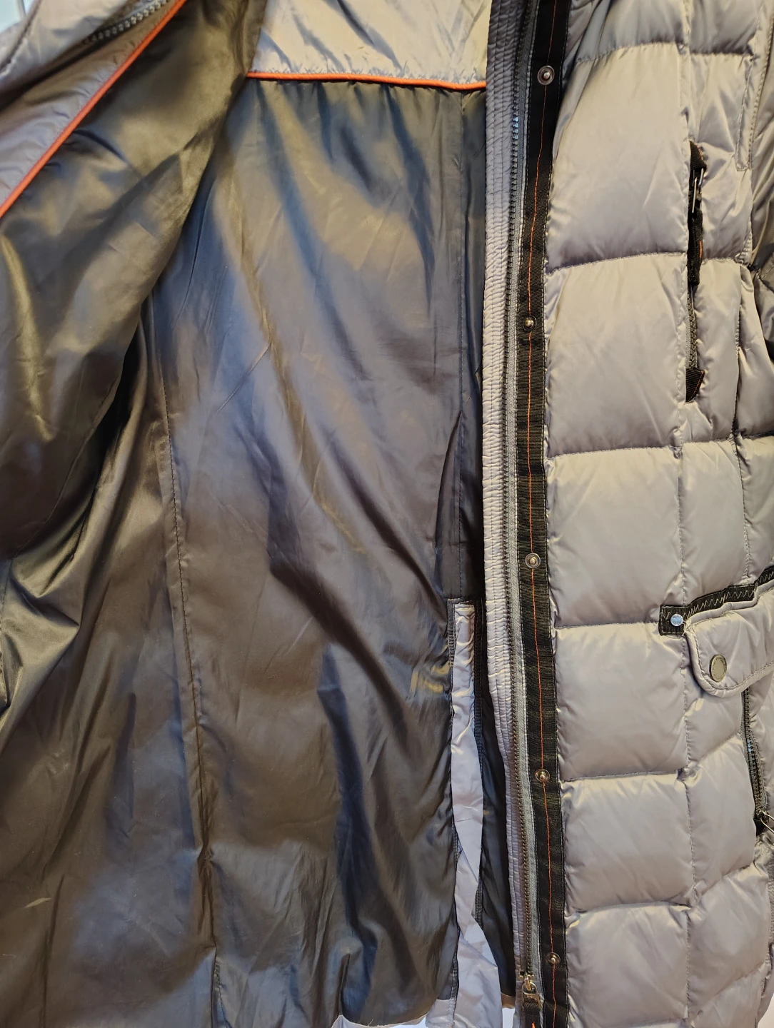 Hot deal 🔥 Junge Down Jacket – Size M - photo 3