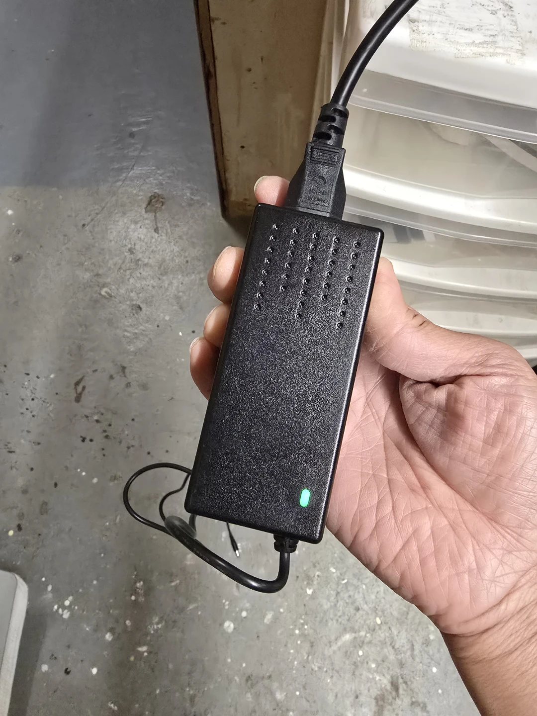 G0957B-480-050 48V 0.5A 5.5*2.1 AC Adapter Power Supply Charger - photo 2