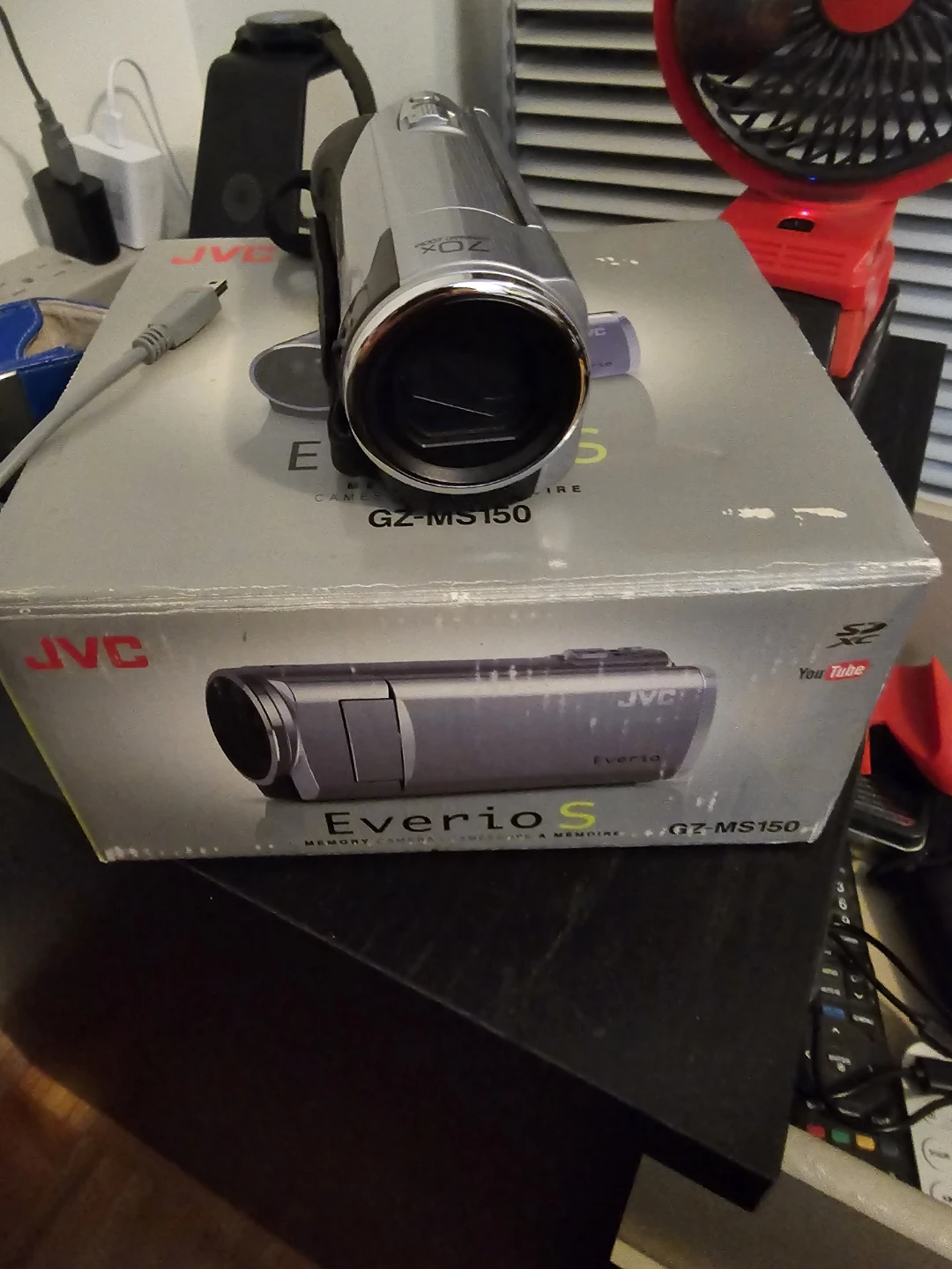 Vintage JVC Everio GZ-MS150 Camcorder - photo 5