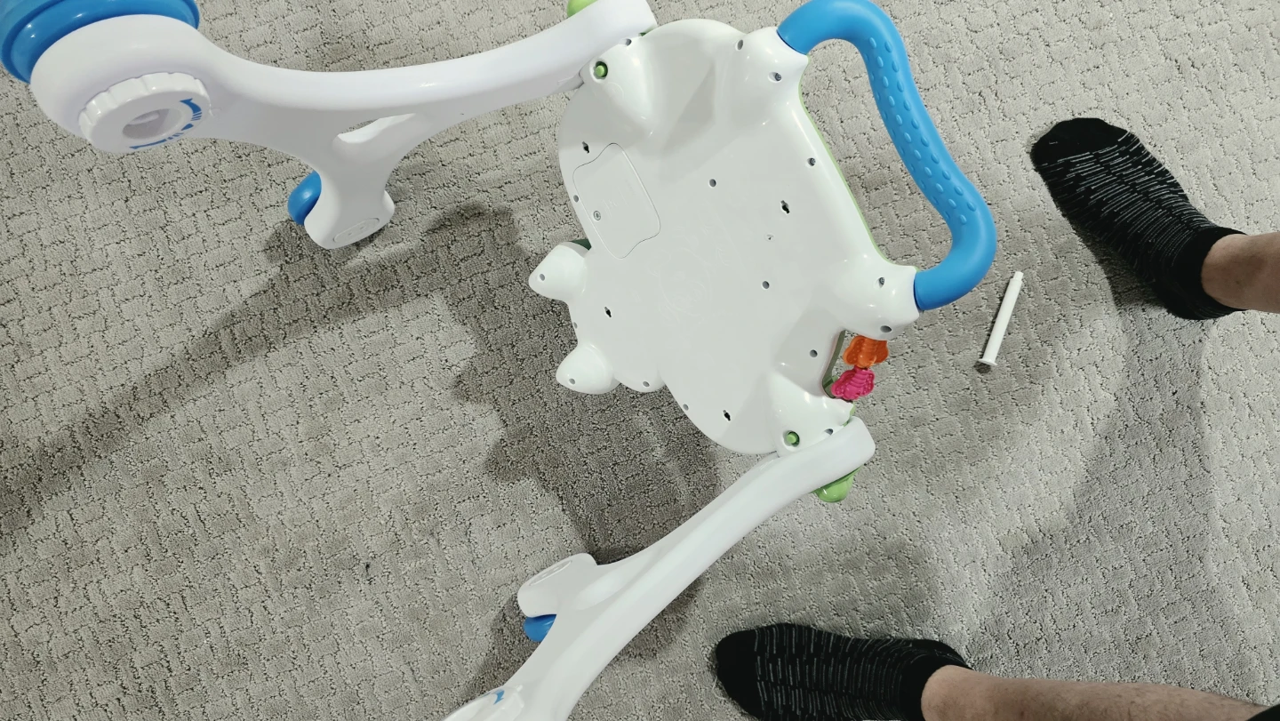 LeapFrog Scout's Learning Walker - photo 3