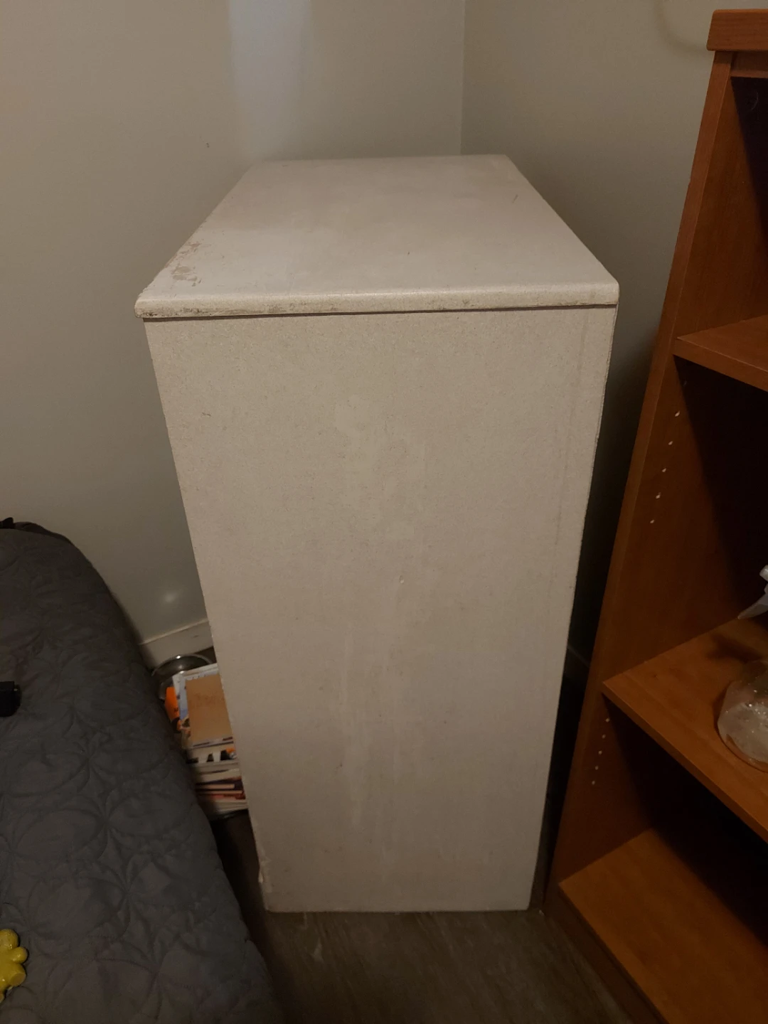 5-Drawer White Dresser - photo 3