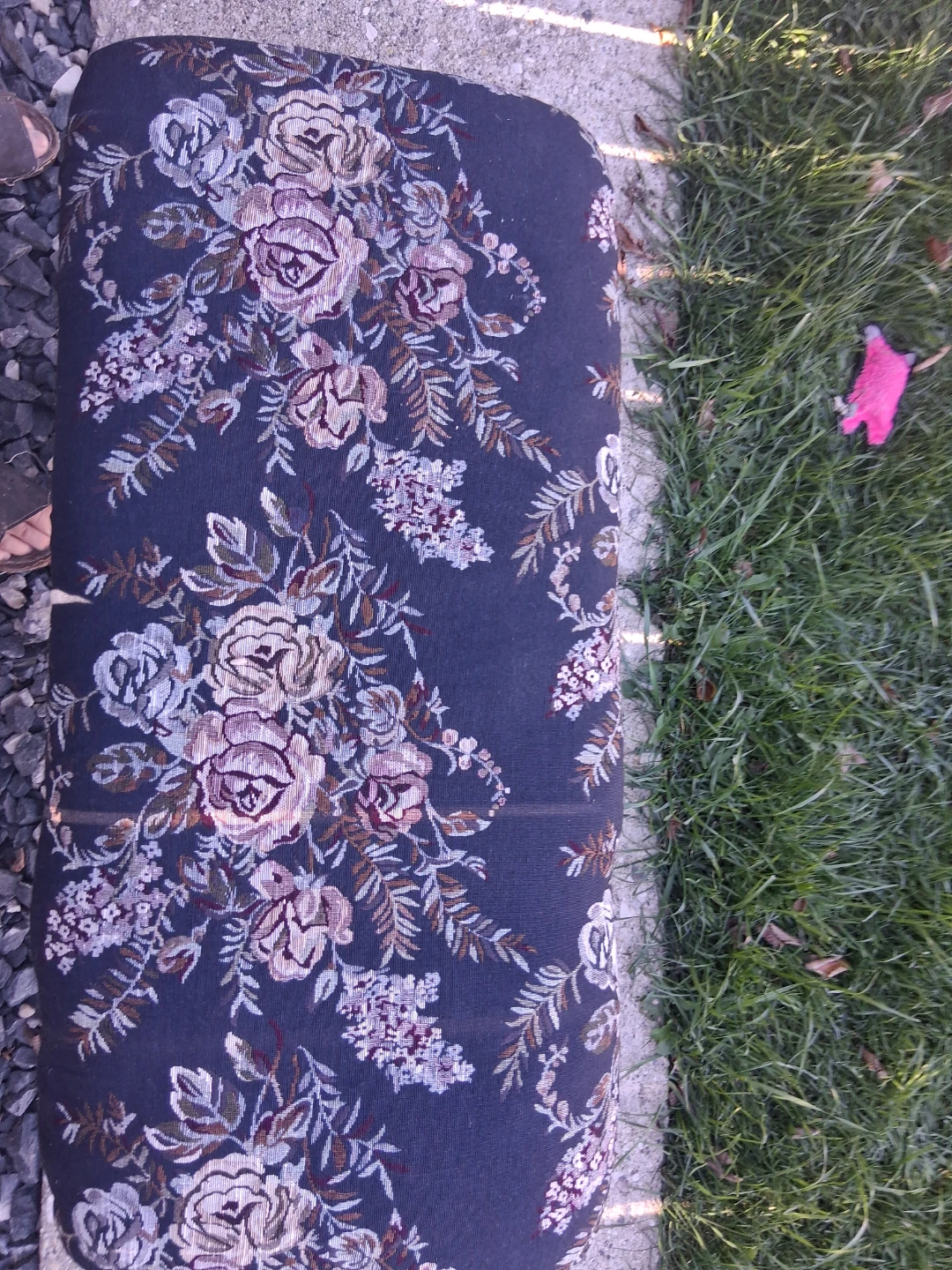 Floral Print Bench - photo 5