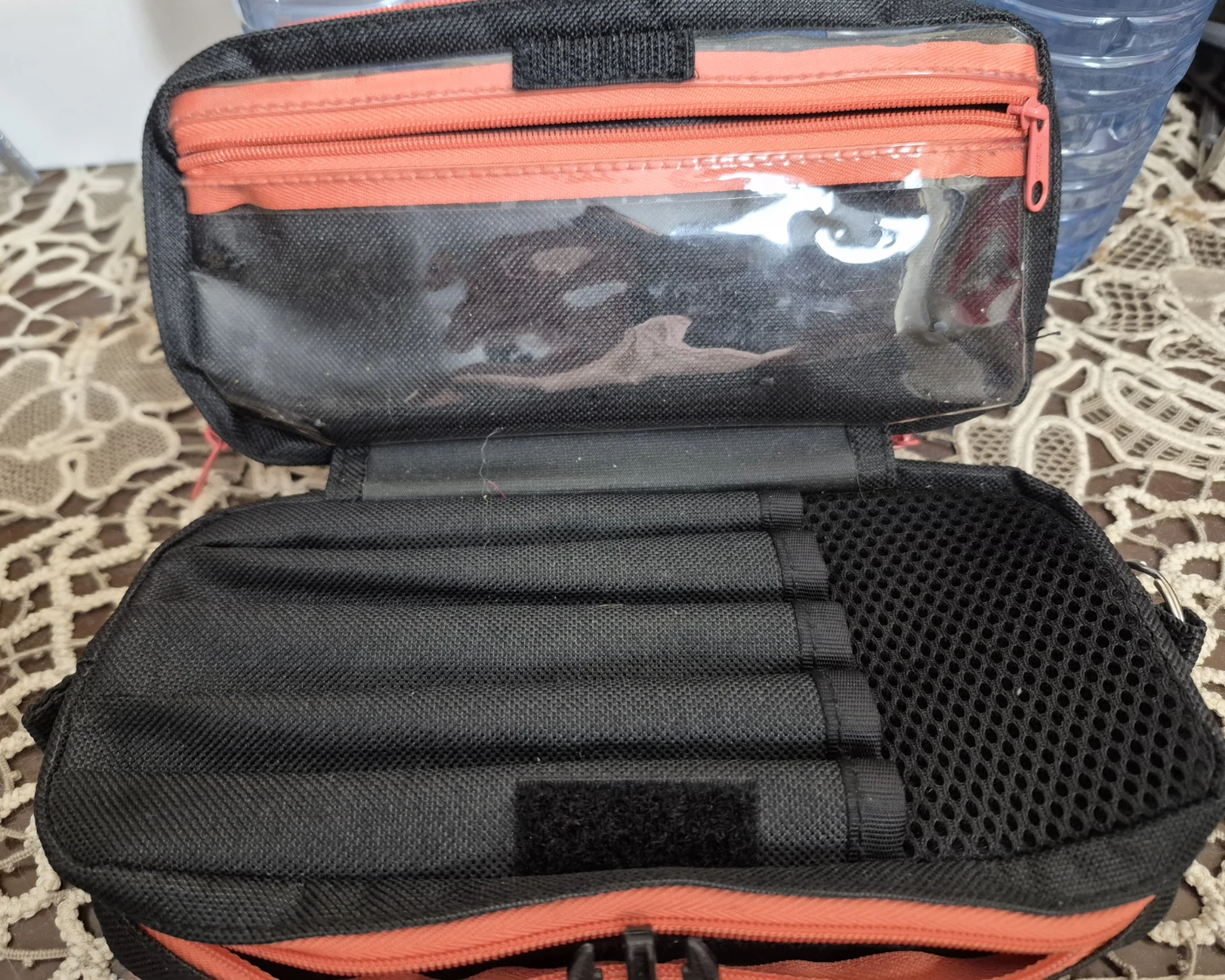 Buffalo black and orange zippered pouch - photo 2