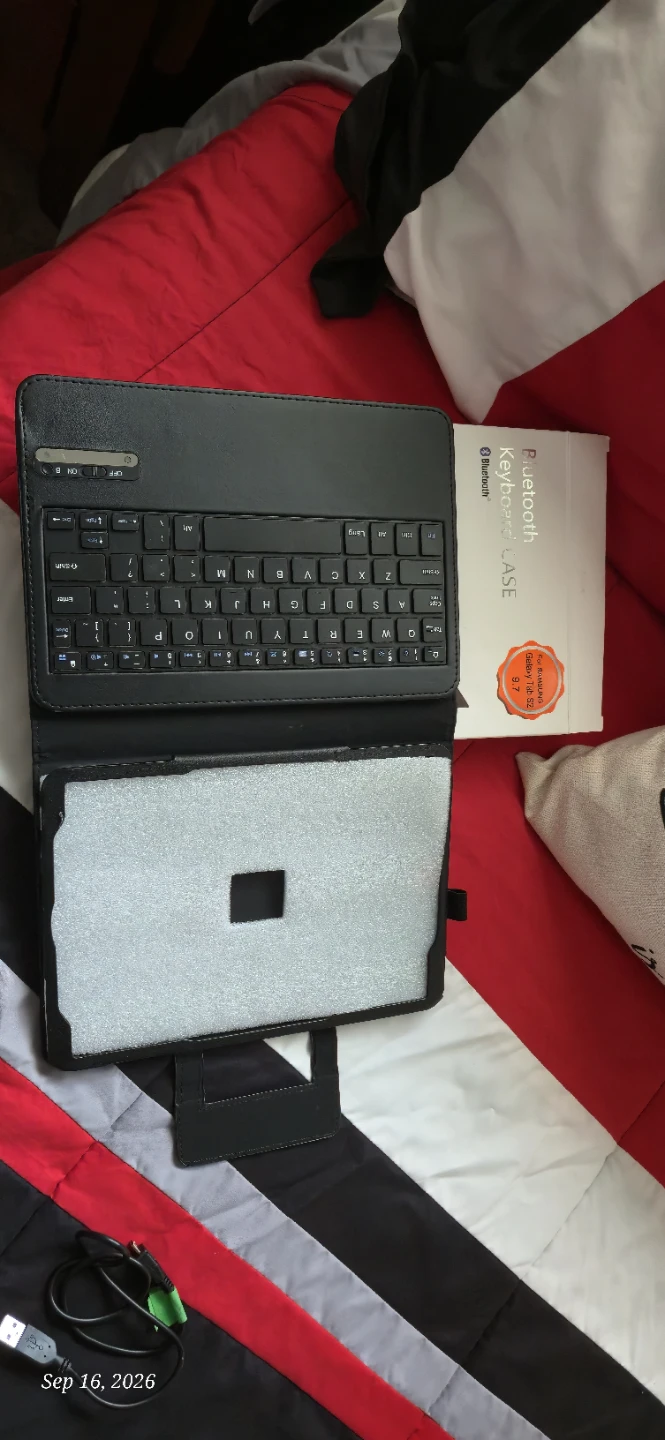 Bluetooth Keyboard Case for Samsung Galaxy Tab S2 9.7 - photo 2