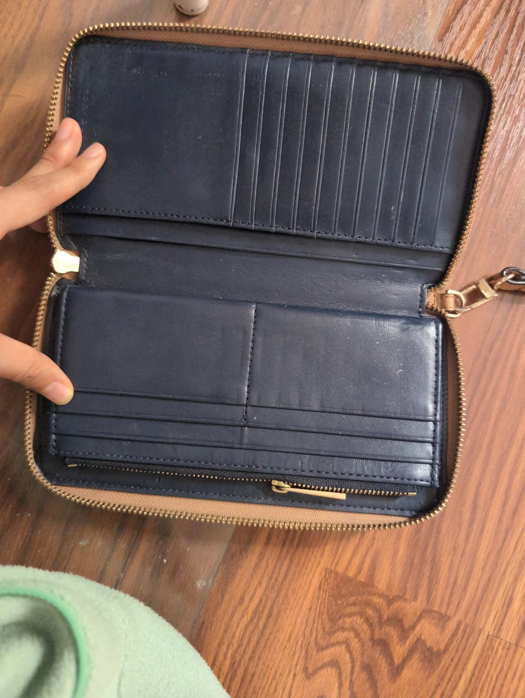 Tory Burch Designer Zip Around Wallet - photo 3