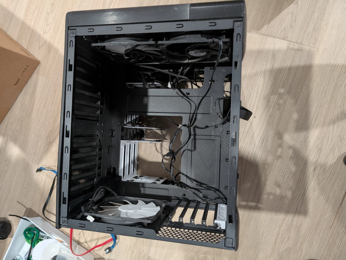 Fractal Design Computer Case - photo 3