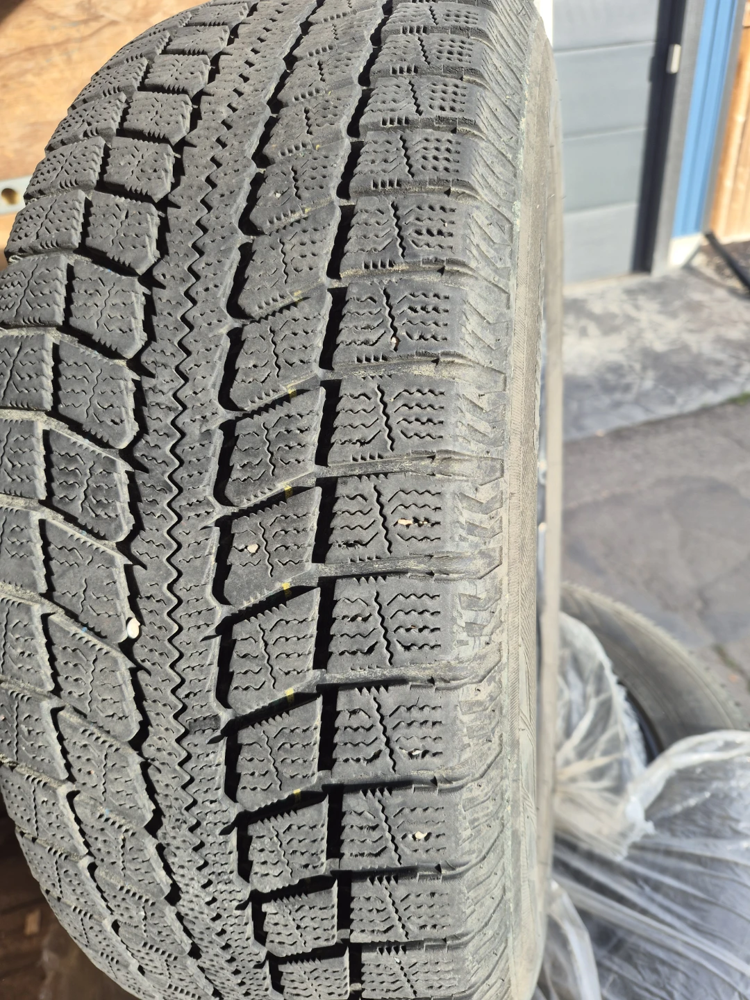 American Racing Wheels with 225/65R17 Tires - photo 2