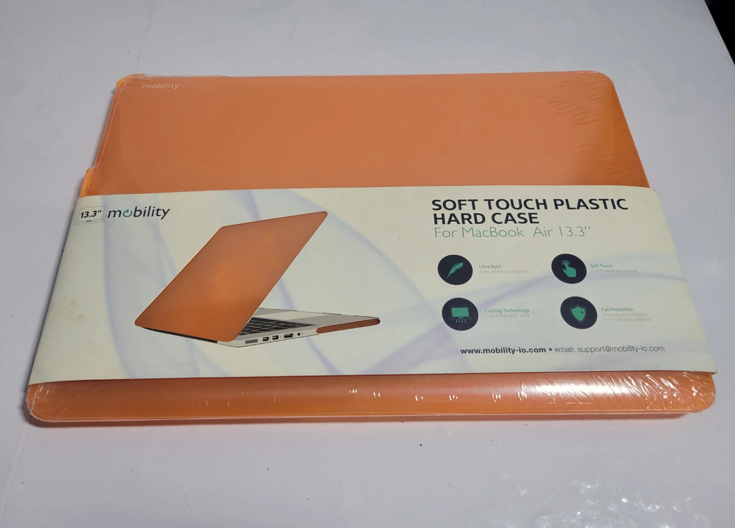 Brand new Mobility Hard Case for 13.3-inch MacBook Air