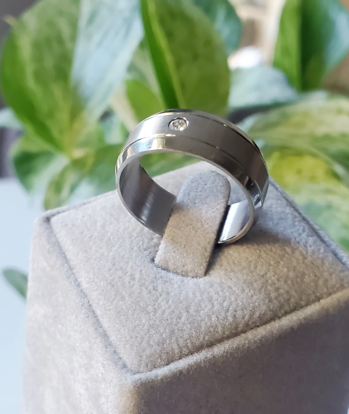 Store Closed. New with tag Steel Ring. Detail below. - photo 5