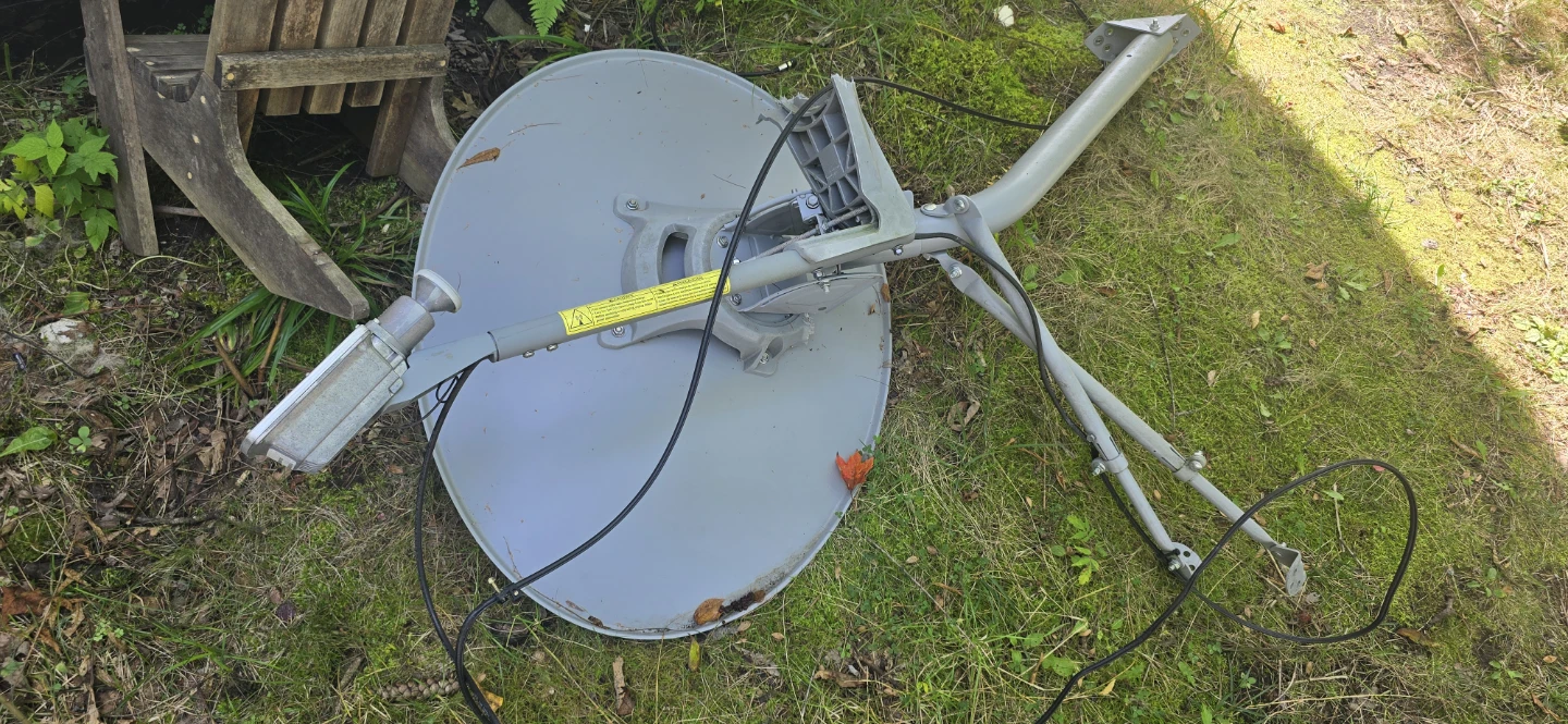 Satellite dish - photo 5