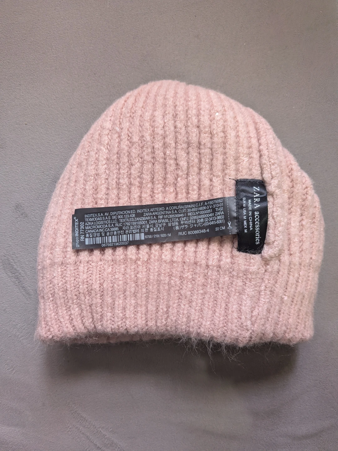 Zara Accessories Pearl Beanie🏈