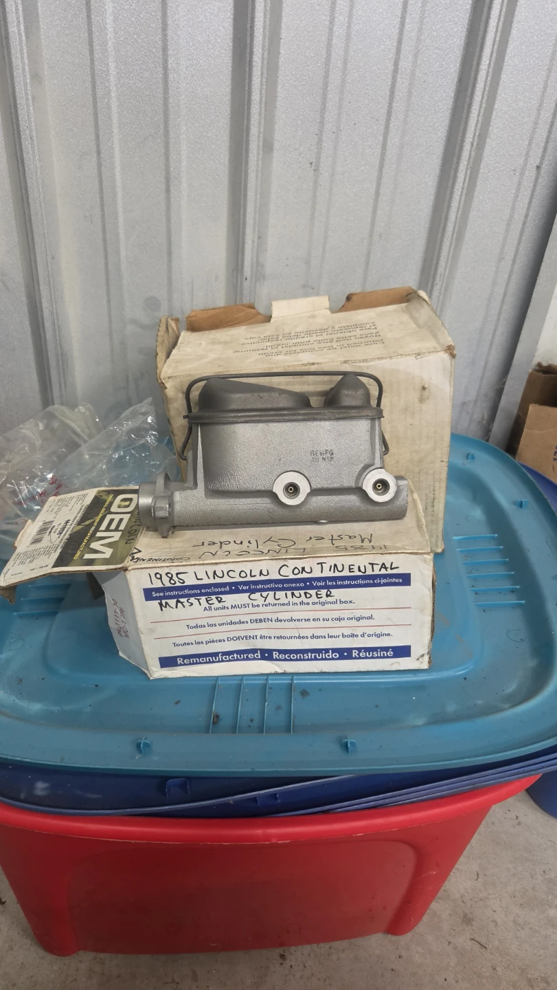 1985 Lincoln Continental Master Cylinder