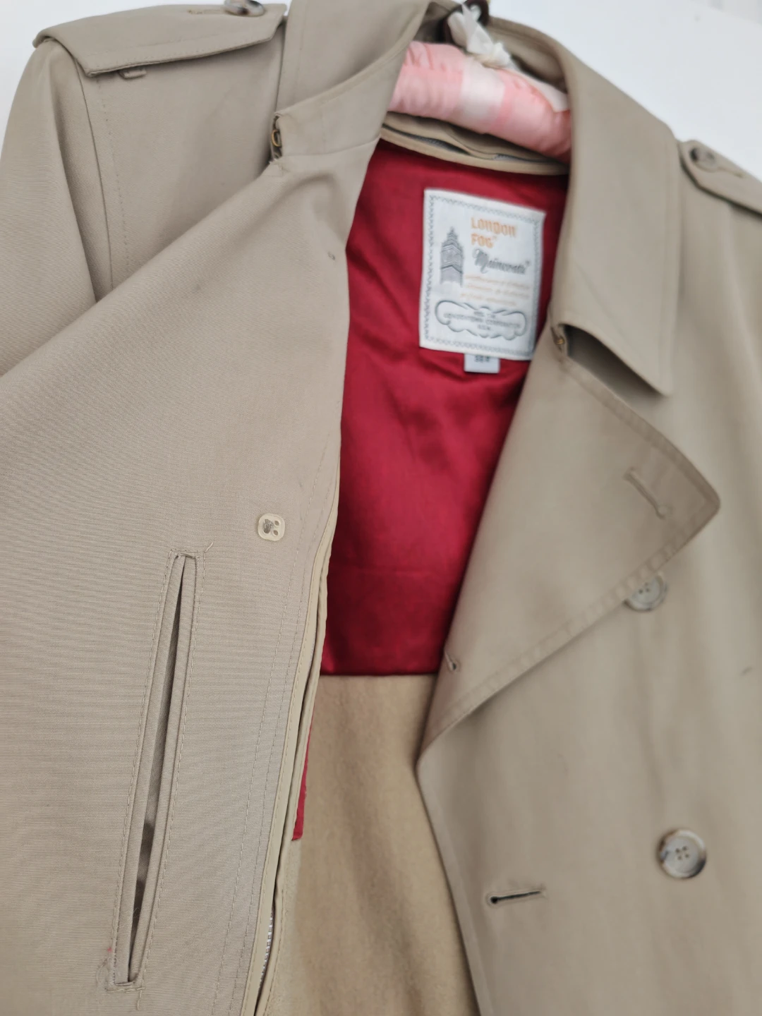 Authentic London Fog Maincoat – Size 38R – Excellent Condition - photo 4