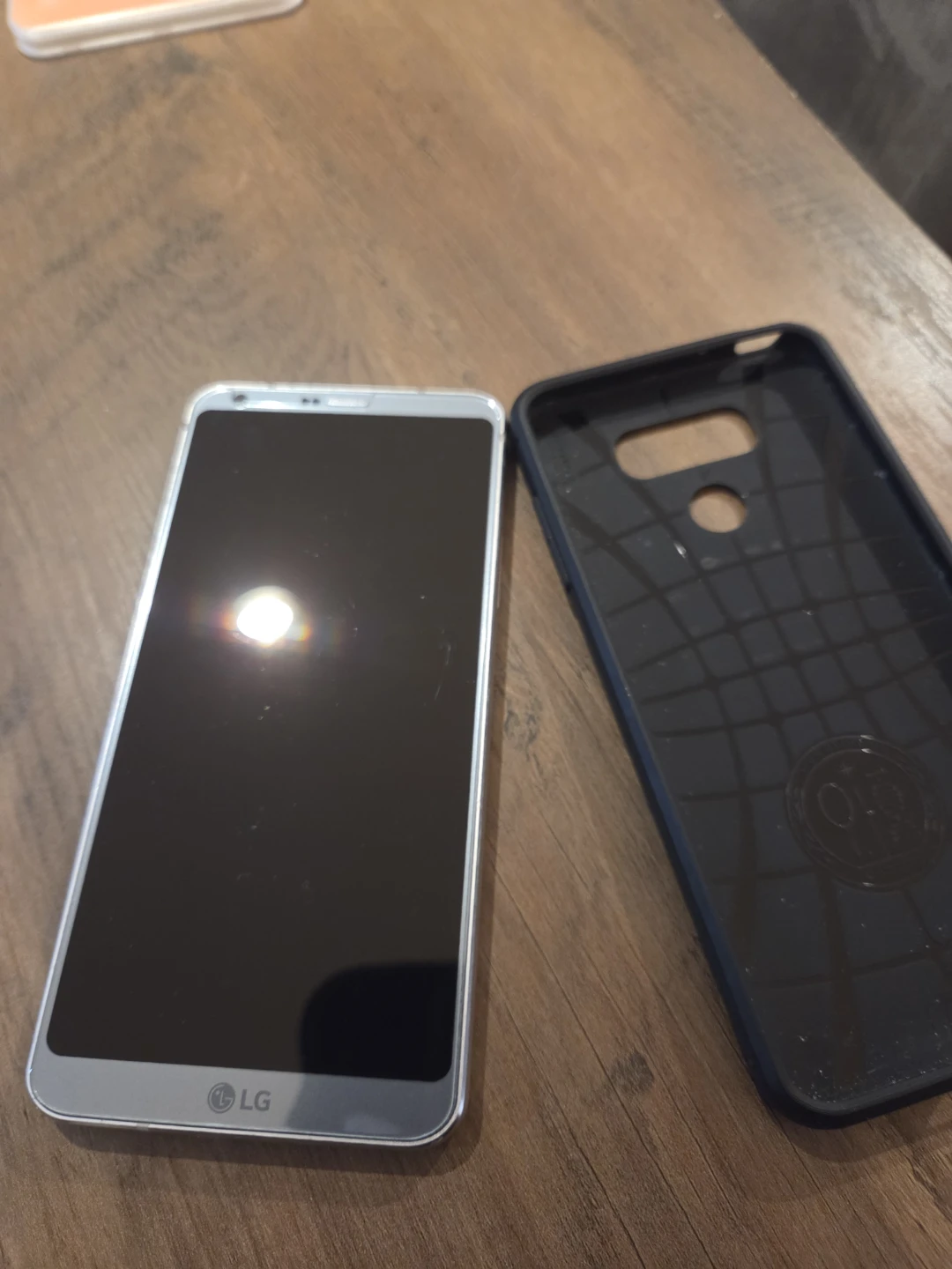 LG G6 Unlocked Smartphone + Case, Screen Protectors - photo 2
