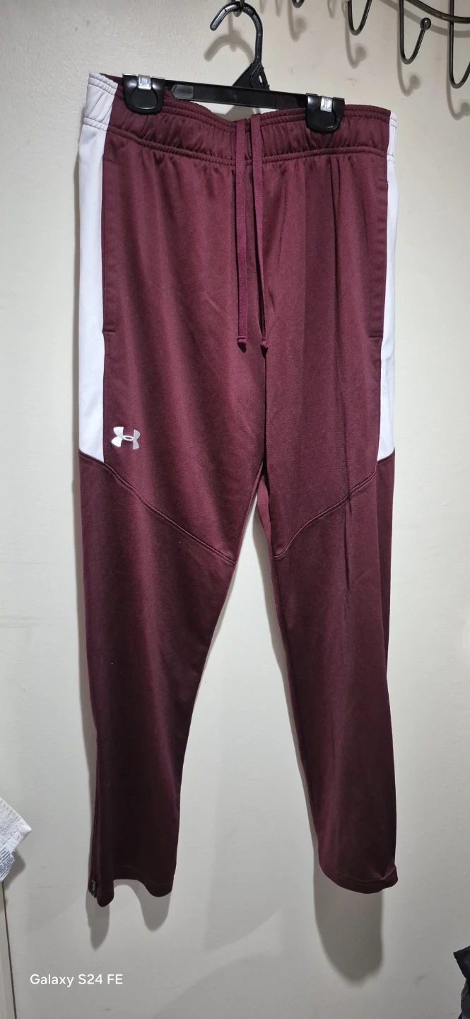 Under Armour Men's Loose Athletic Pants - Maroon