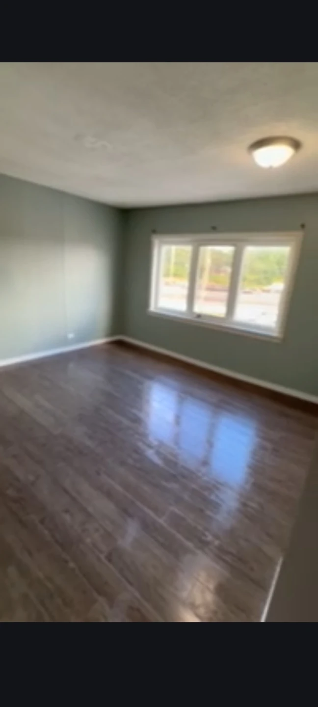 Renovated 2bdrm 1bath for rent Capreol - photo 4