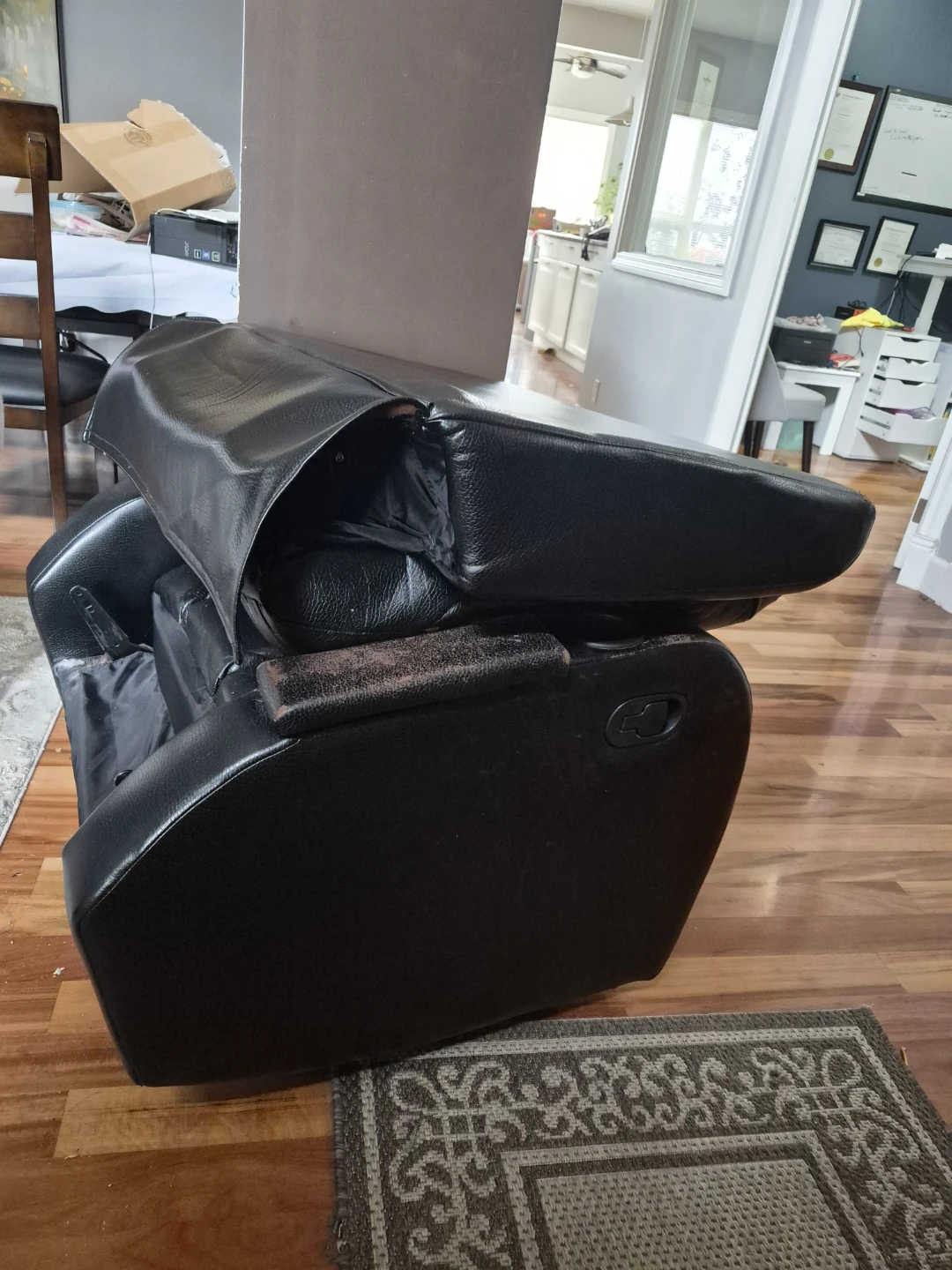Recliner - photo 3