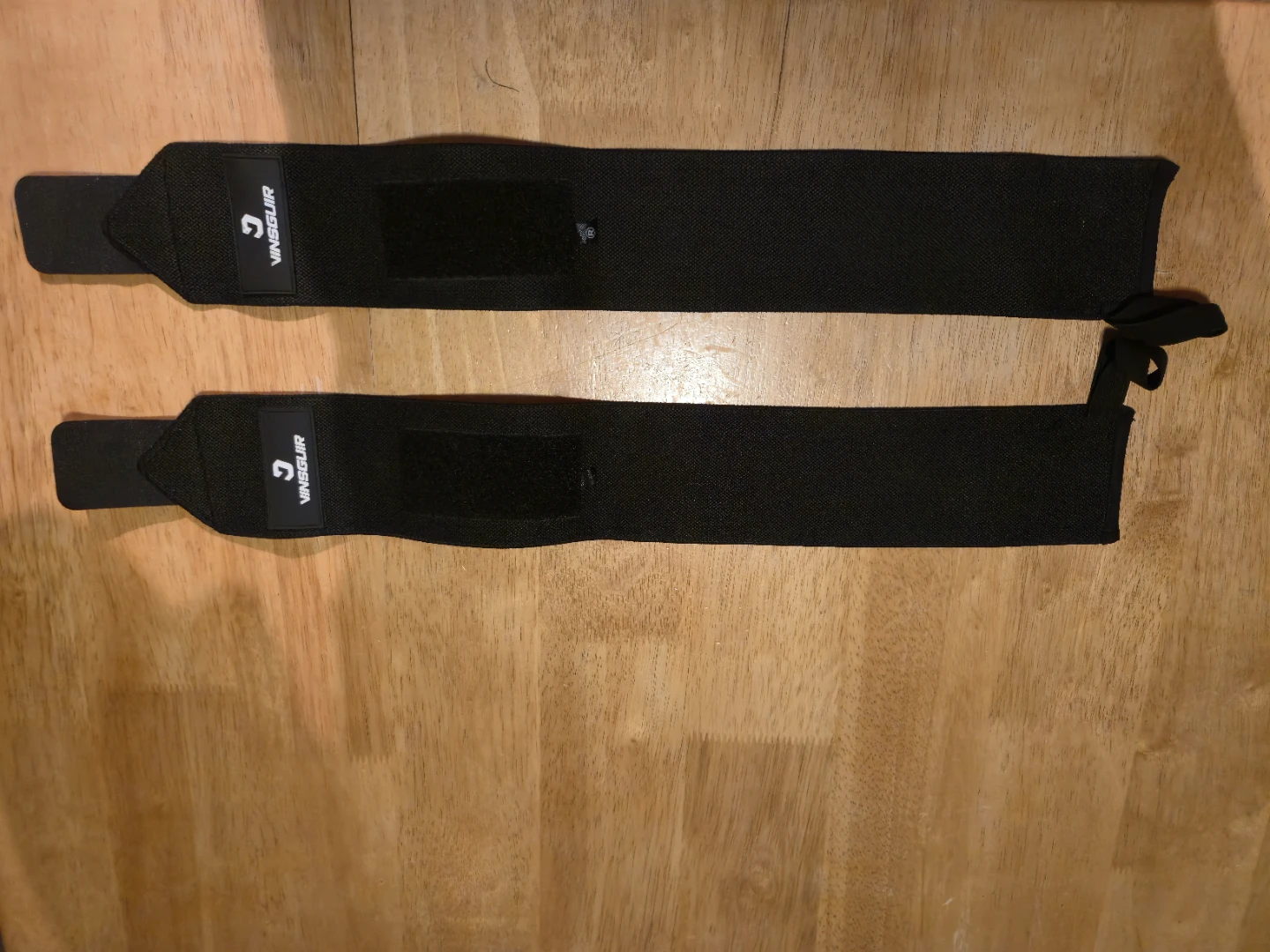 VINSGUIR Heavy Duty Wrist Wraps (Black) – Weightlifting / Gym