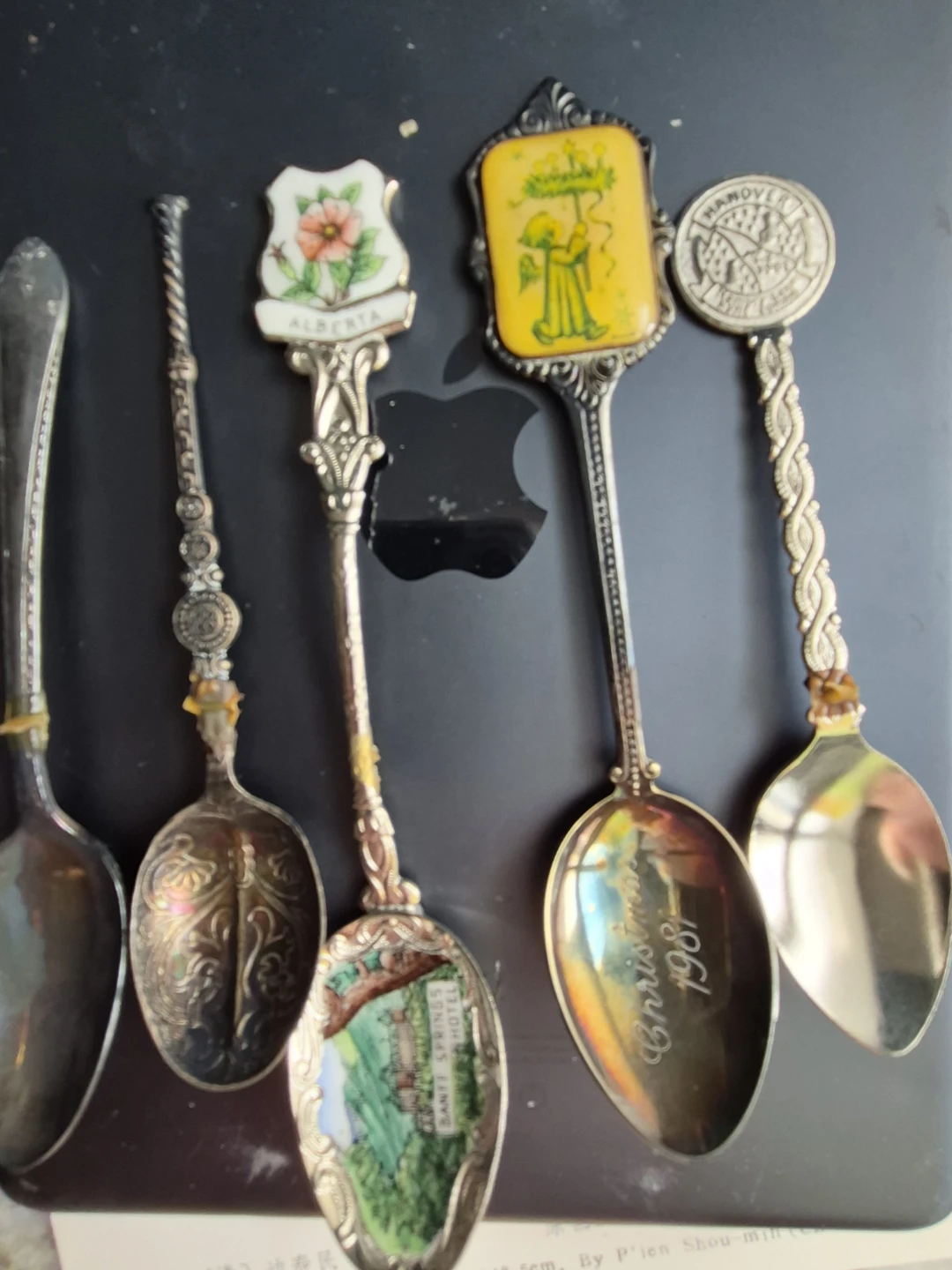 Set of 5 collectible souvenir spoons - photo 2
