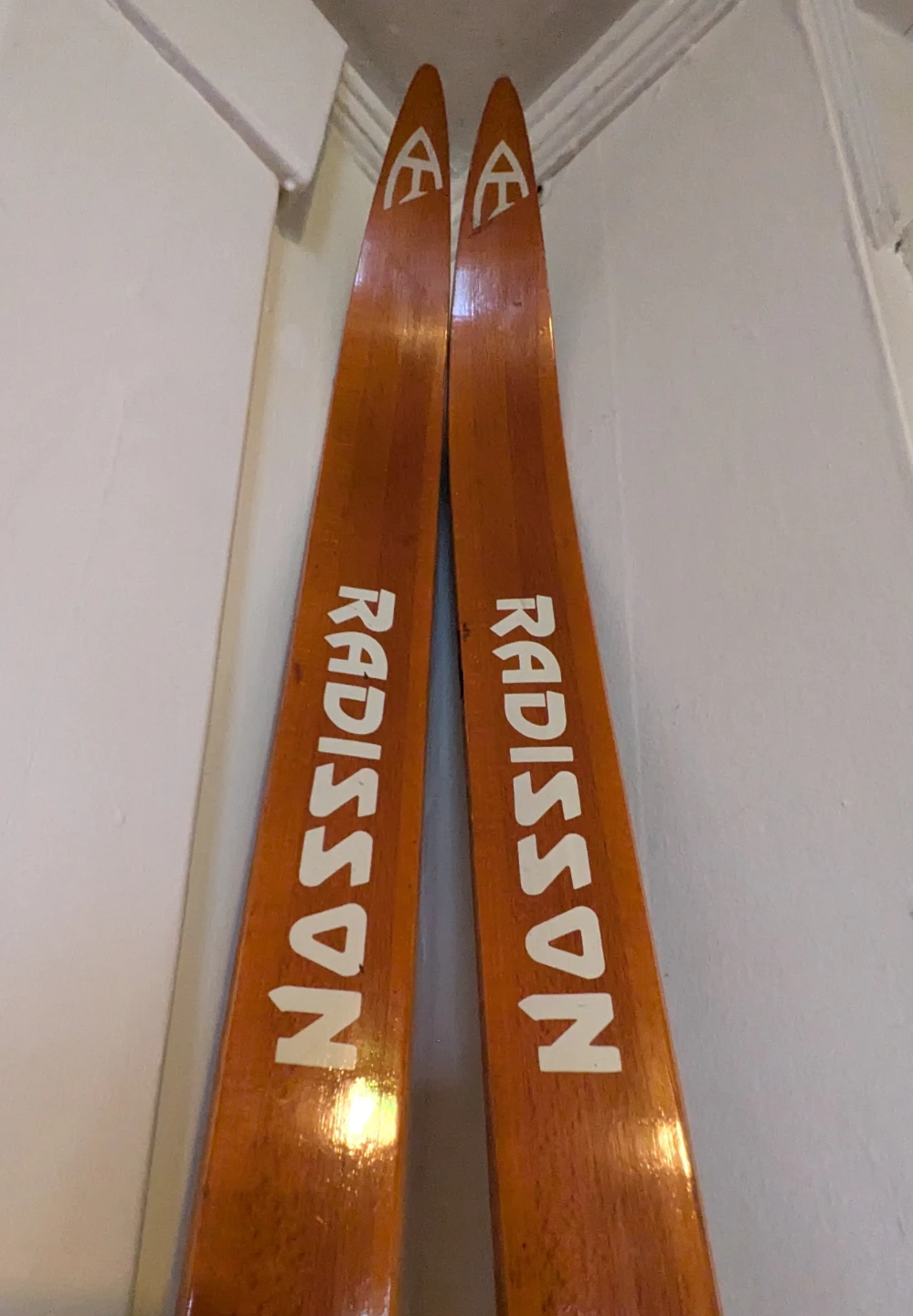 Vintage Radisson Wood Skis with Rottefella Bindings - photo 2
