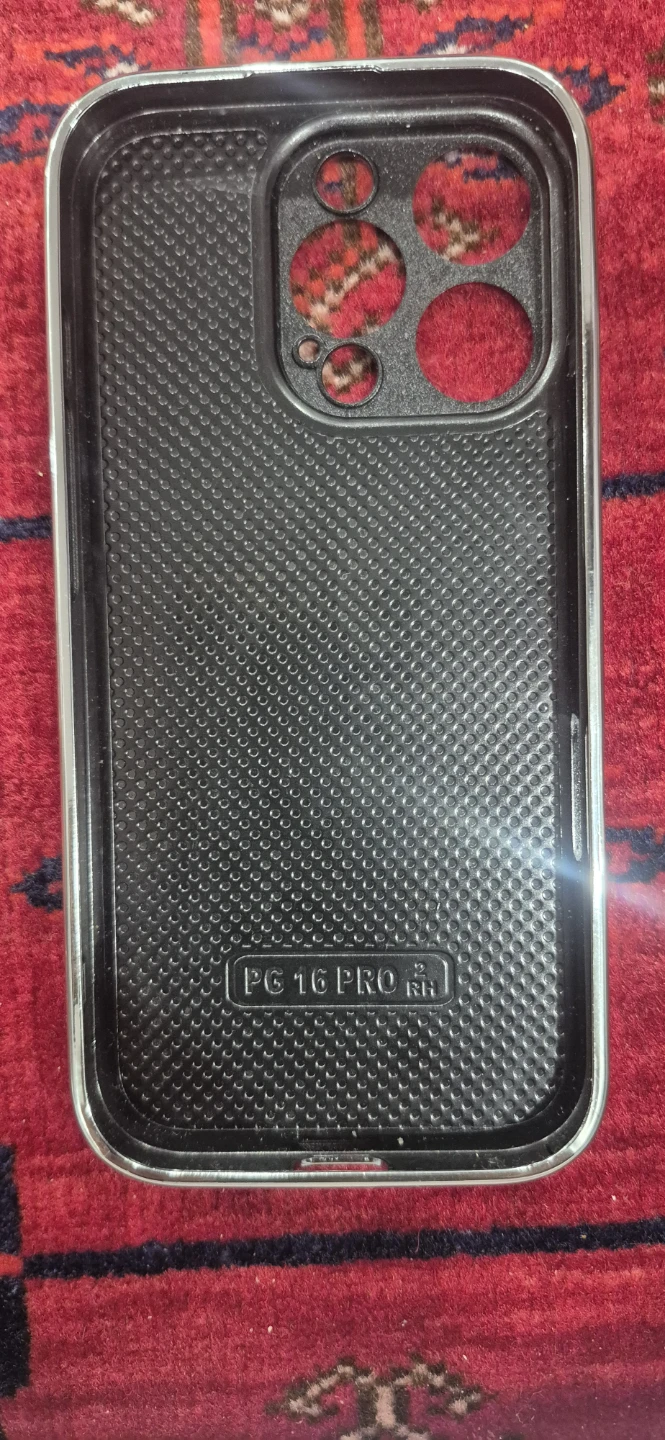 iPhone 16 Pro butterfly design case - photo 2