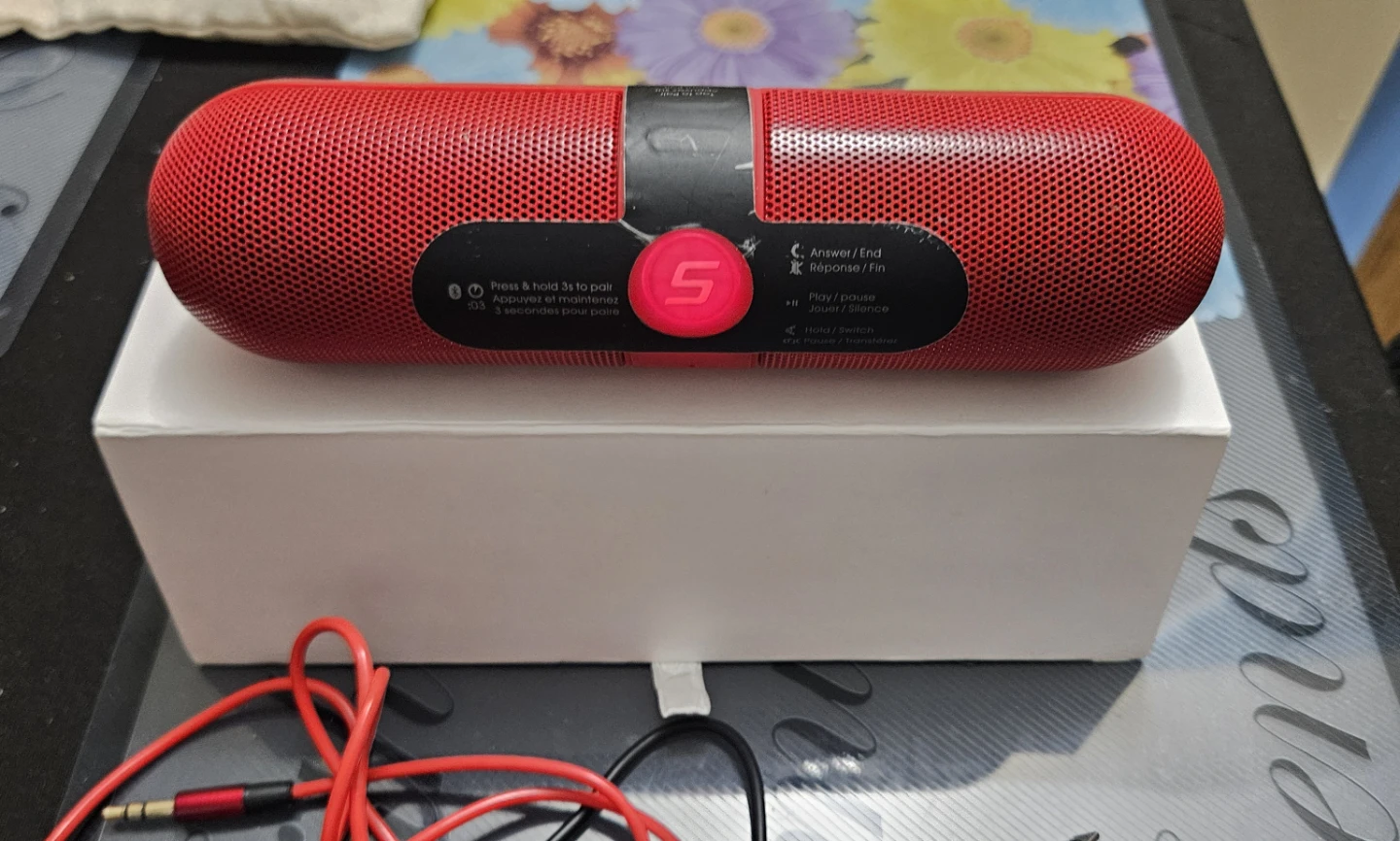 Red Pill Portable Speaker - photo 2