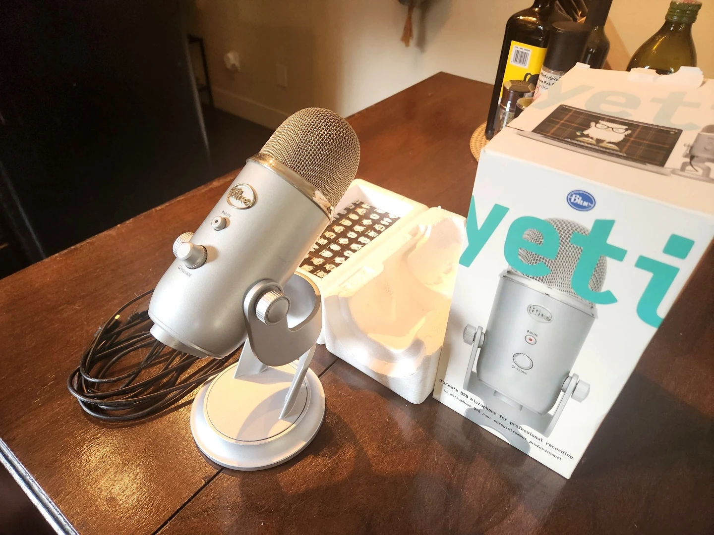 Blue Yeti USB Microphone - photo 2