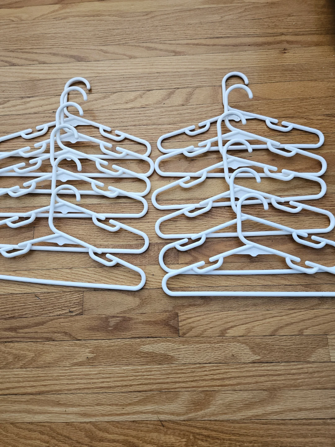 Set of 10 White Plastic Clothing Hangers