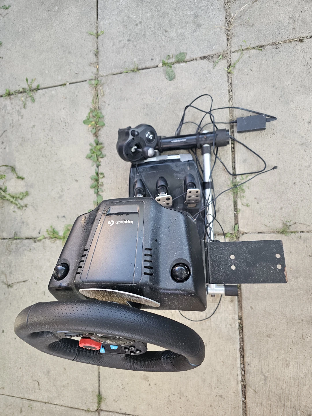 Logitech G Driving Force Wheel, Pedals and Stand - photo 4