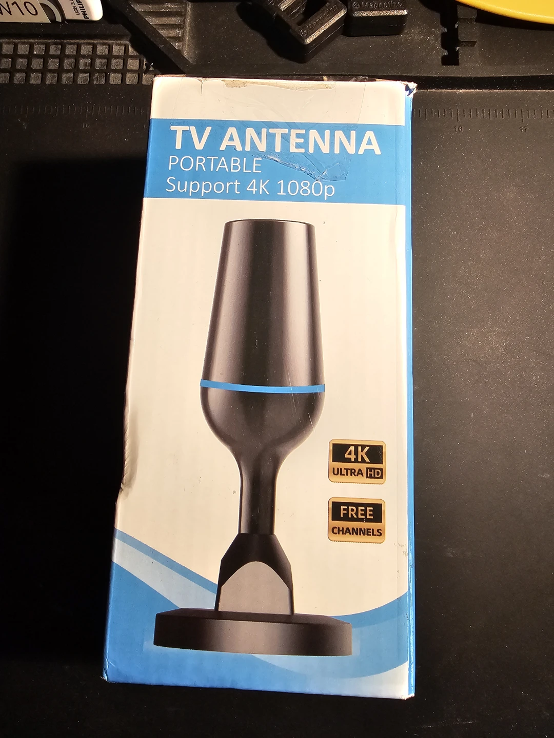 Indoor 4K TV Antenna with Magnetic Base - photo 2