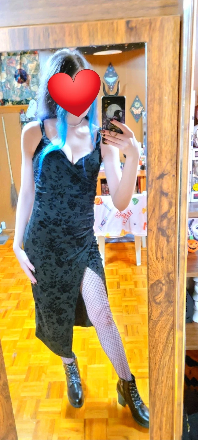 Beautiful Black Rose Dress