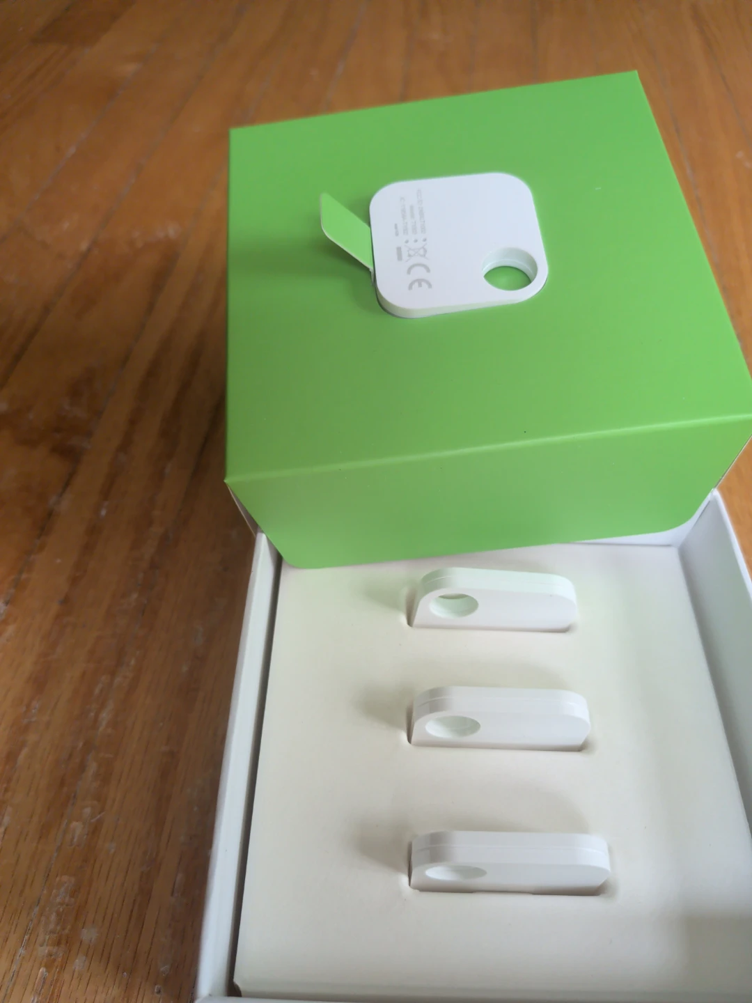 1st Gen Tile Mate Item Trackers (4-Pack) - Open Box - photo 4