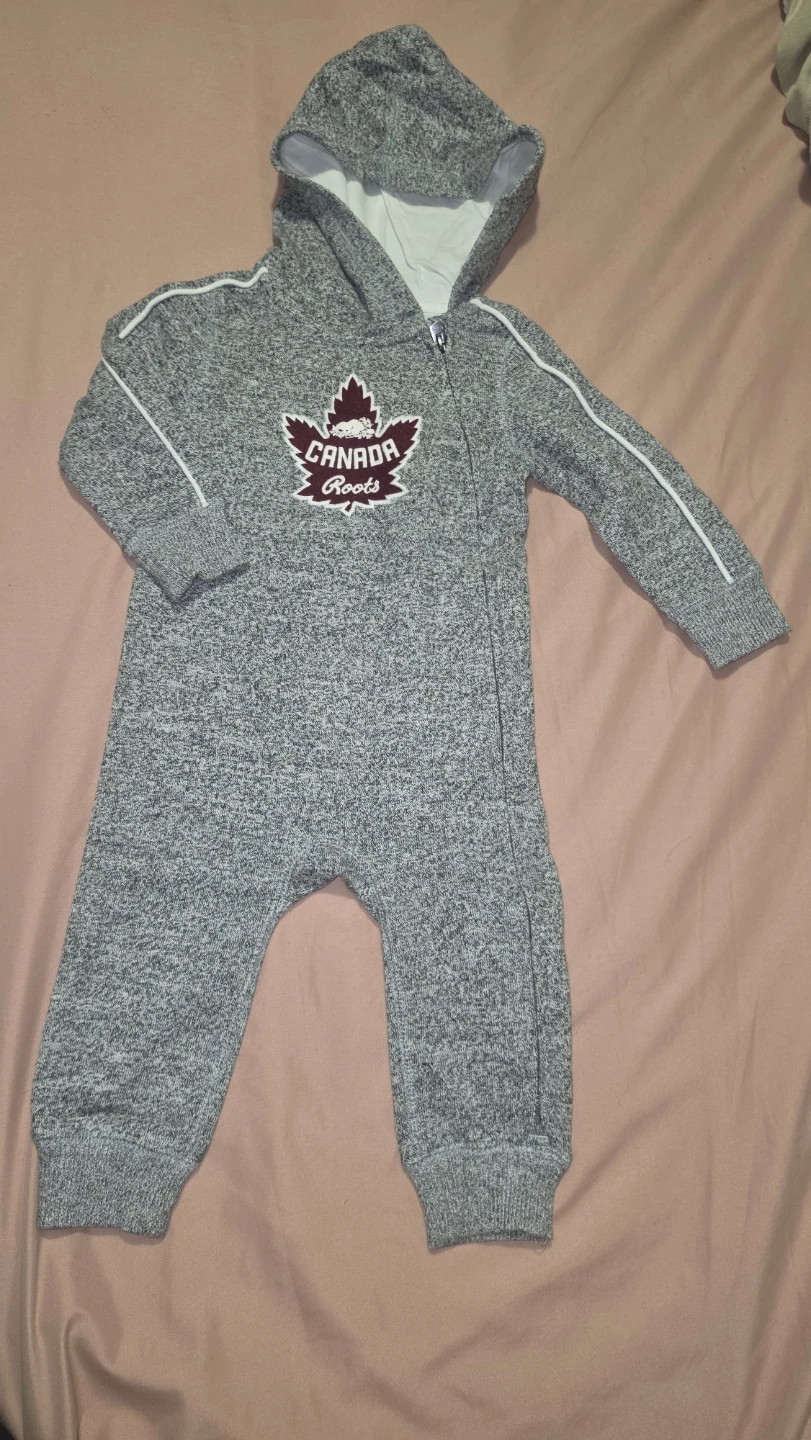 Baby Roots hooded romper grey