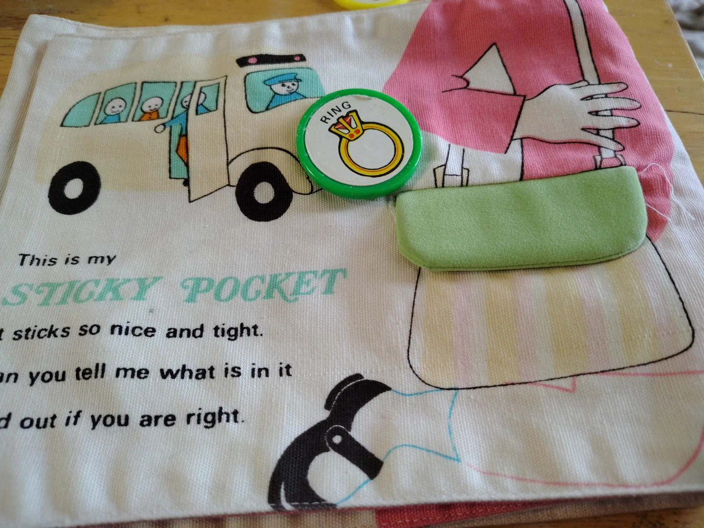 Fisher-Price What's in my Pockets? Cloth Book - photo 5