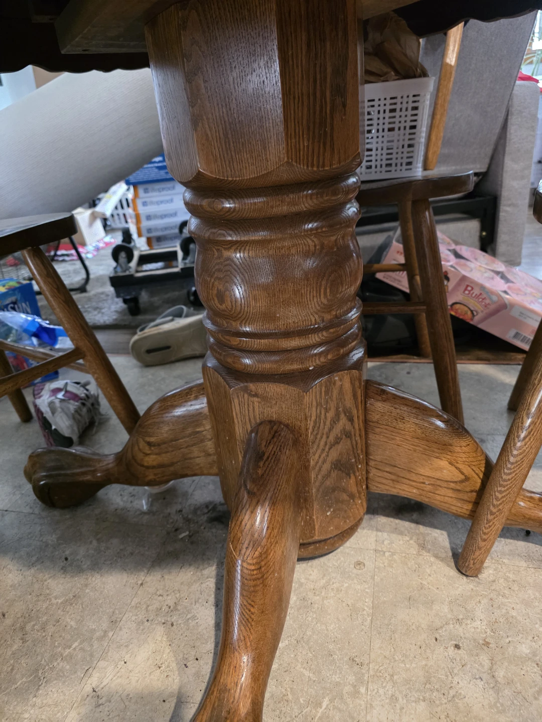 Solid Oak Round Dining Table and Four Chairs - photo 4