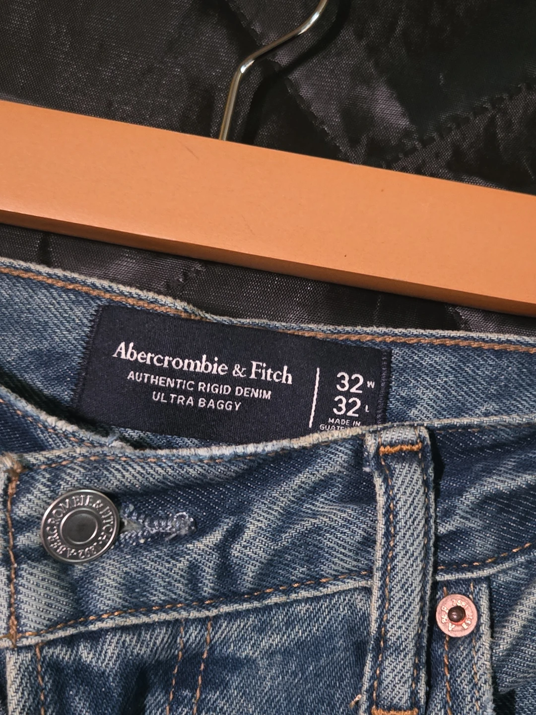 Abercrombie & Fitch Ultra Baggy Jeans - photo 3