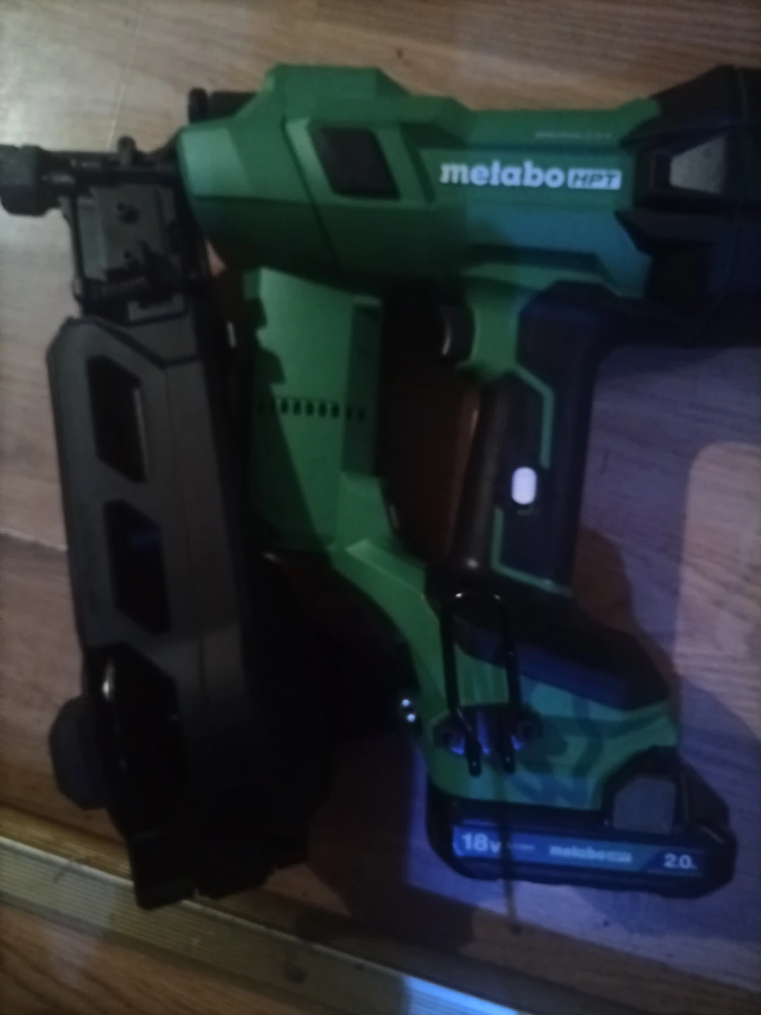 Metabo HPT 18V Cordless Nailer - photo 2