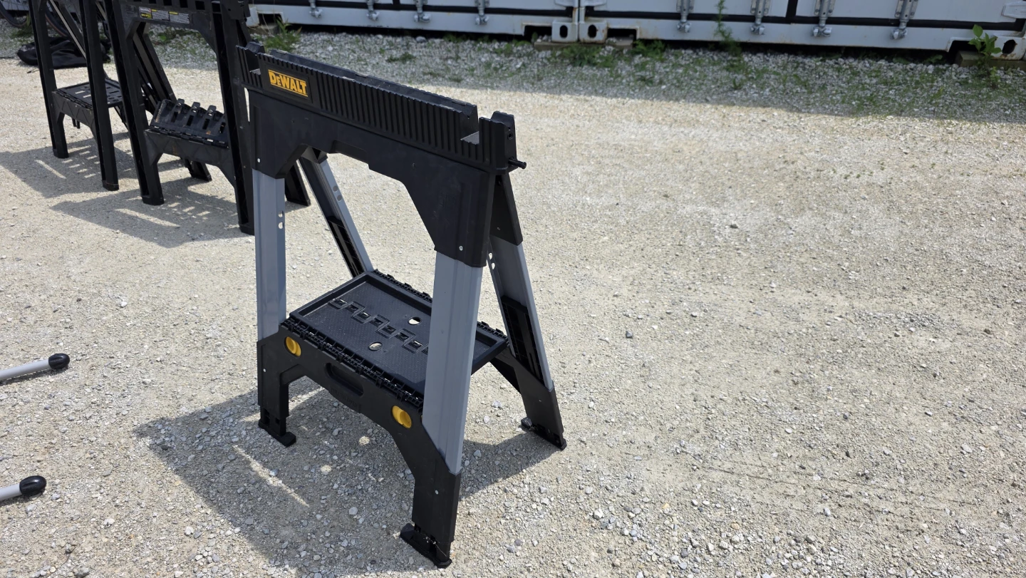 DeWalt adjustable height Folding Sawhorse - photo 2