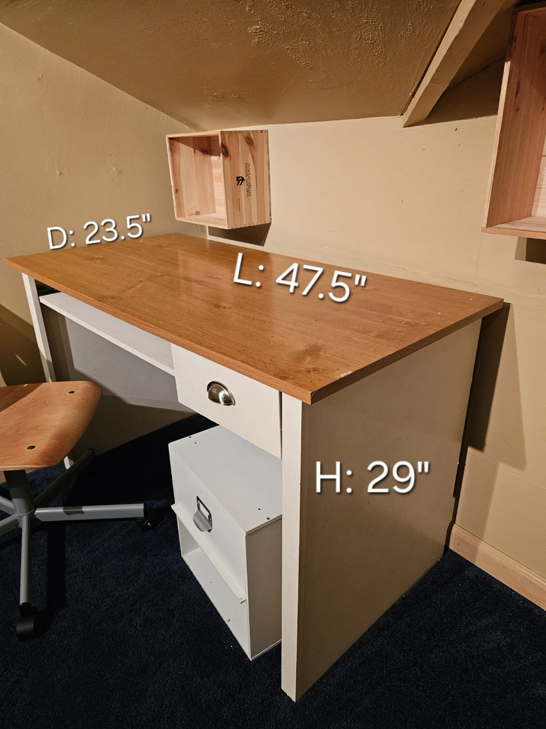 Desk and Chair - photo 2