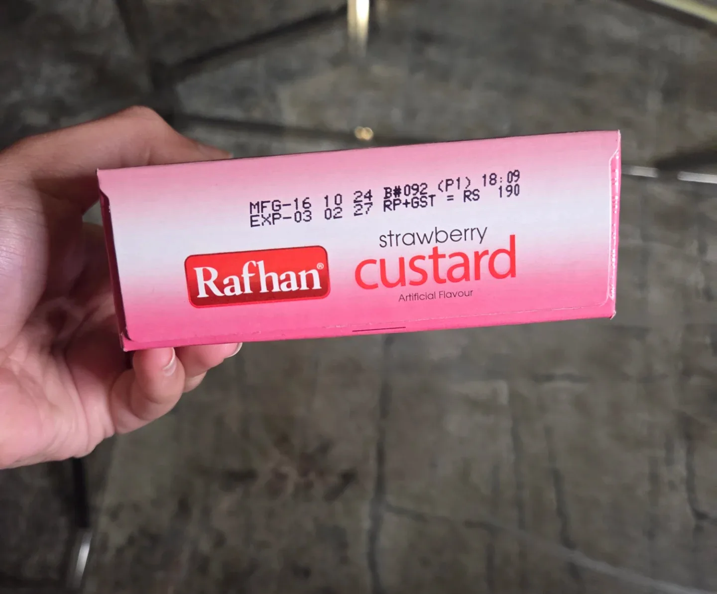 Rafhan Strawberry Custard Powder 275g - photo 5