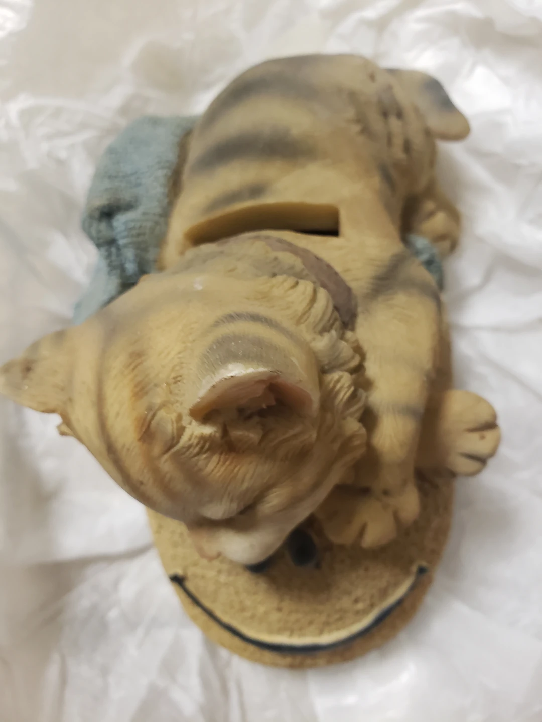 Kenneth Sleeping Cat Coin Bank - photo 2