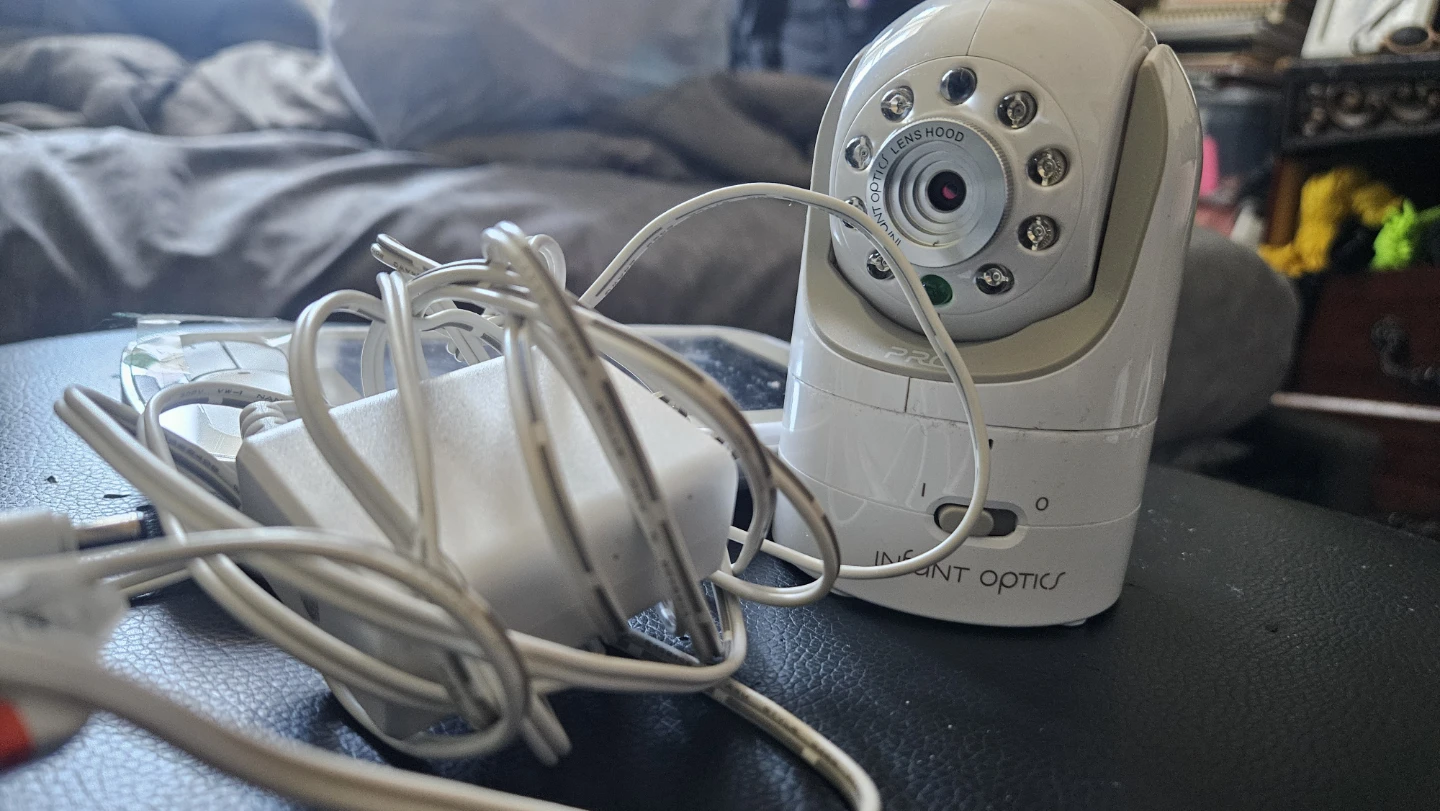 Infant Optics Pro Baby Monitor - photo 2